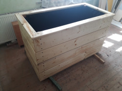 Truhlíky, vyvýšené záhony