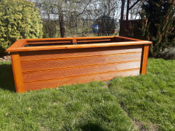Truhlíky, vyvýšené záhony